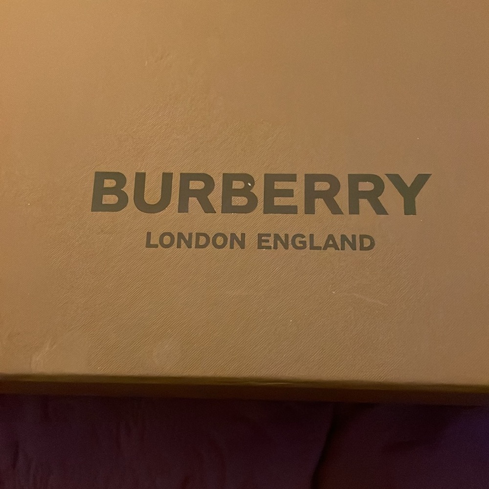 Unisex Burberry boots - Picture 3 of 4